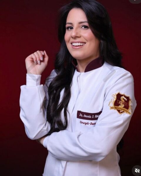 Dra. Amanda Luiza Dalagassa